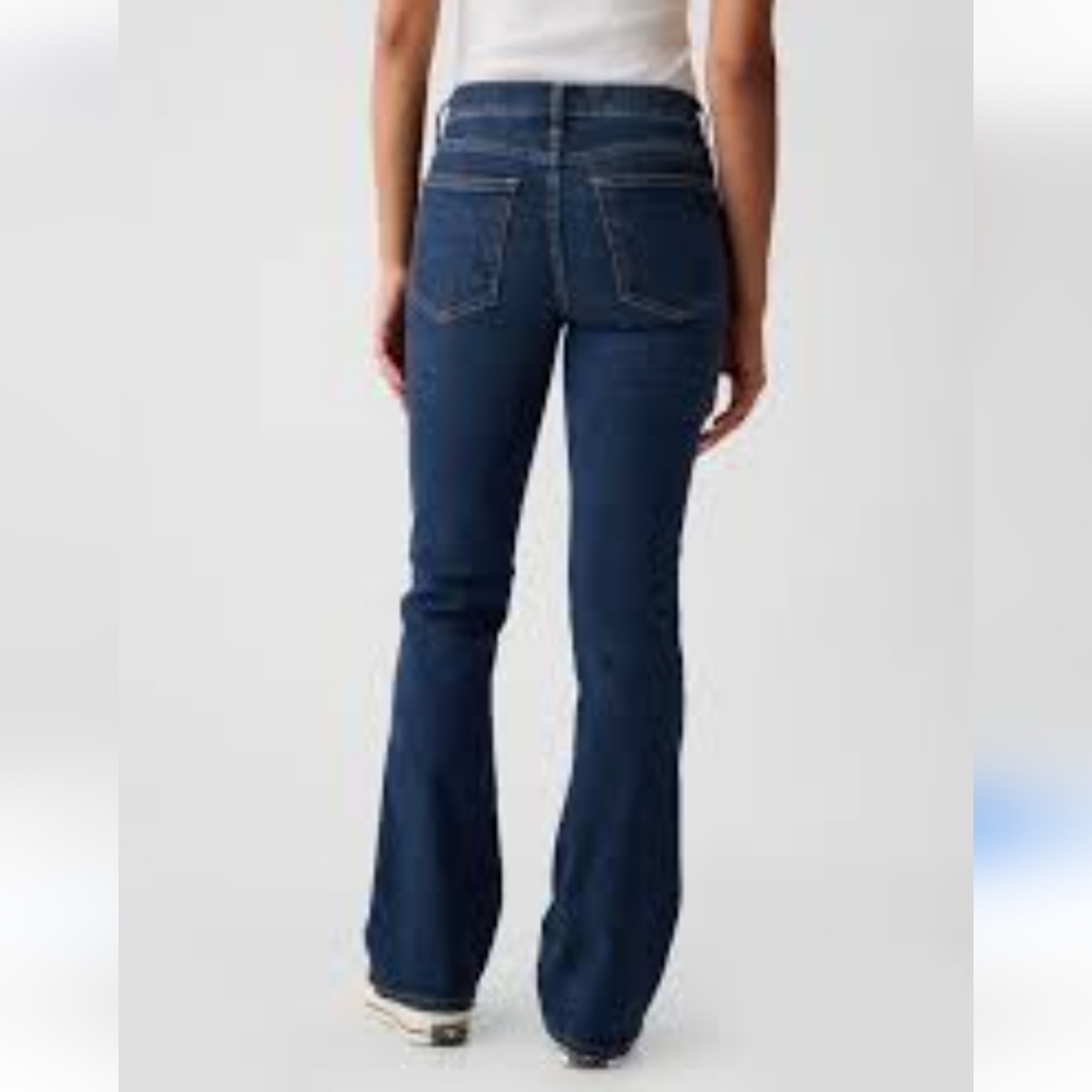 GAP Bootcut Jeans